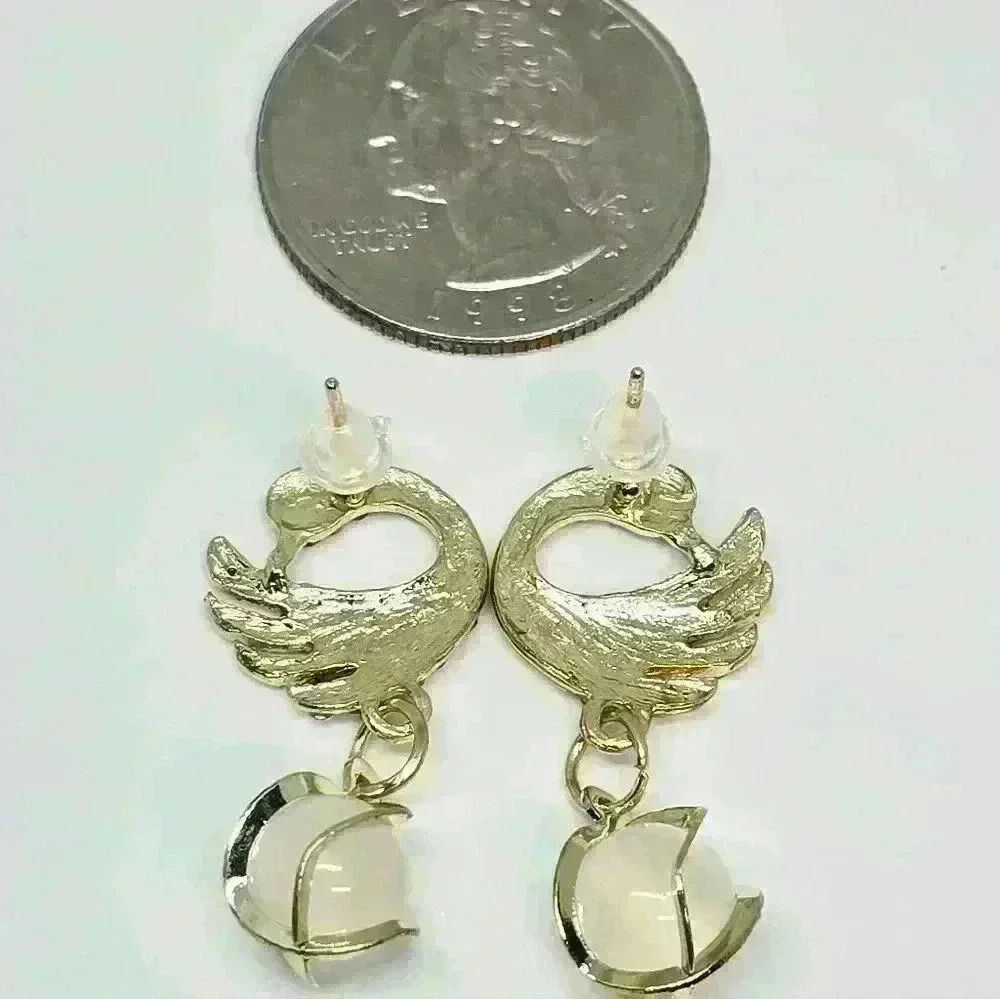 NWOT Elegant 14k gold plated Swan Dangle Earrings - Picture 2 of 2